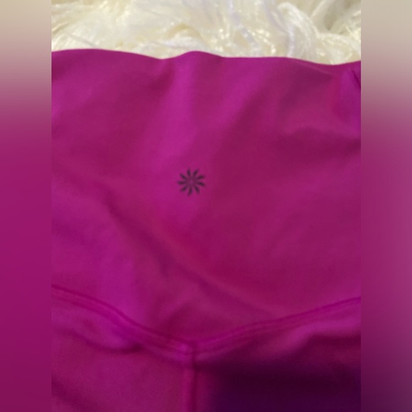 Athleta salutation stash  pocket Hot Pink Leggings - Picture 3 of 7